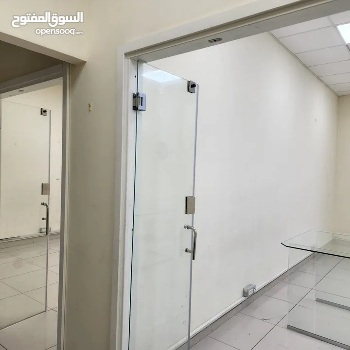 مكتب للايجار قريب وسط رام الله