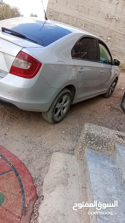 سكودا ربيد 2014 للبيع