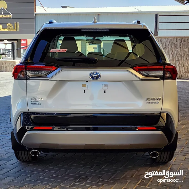 TOYOTA RAV4 XLE HYBRID- BLACK EDITION-2024  تويوتا راف فور4 اكس ال اي هايبرد بلاك اديشن