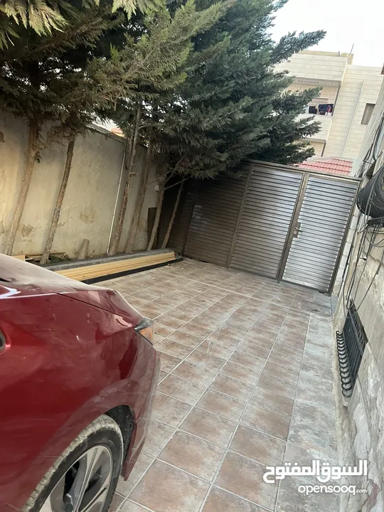 شقق للبيع ارضي وطابق ثالث