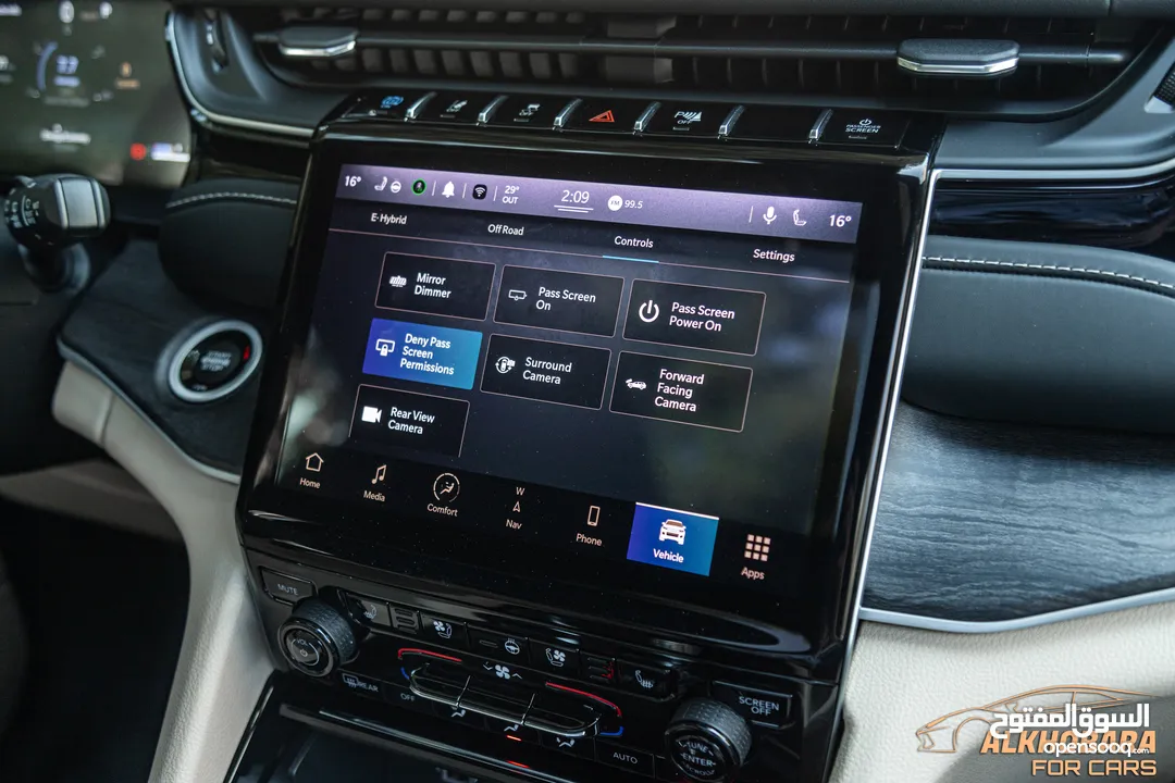 Jeep Grand Cherokee 2022 Limited Plug in hybrid 4xe  السيارة بحالة ممتازة جدا و قطعت