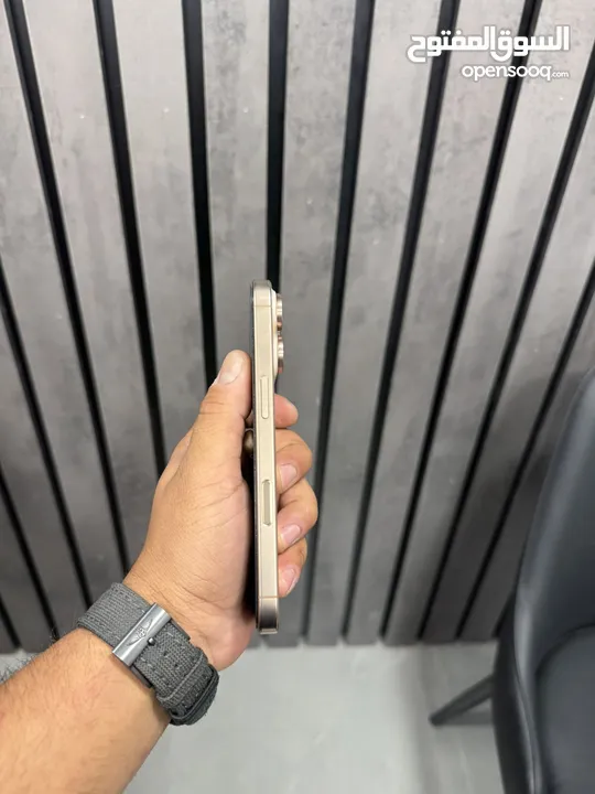iPhone 16 pro 256 GB شرق اوسط