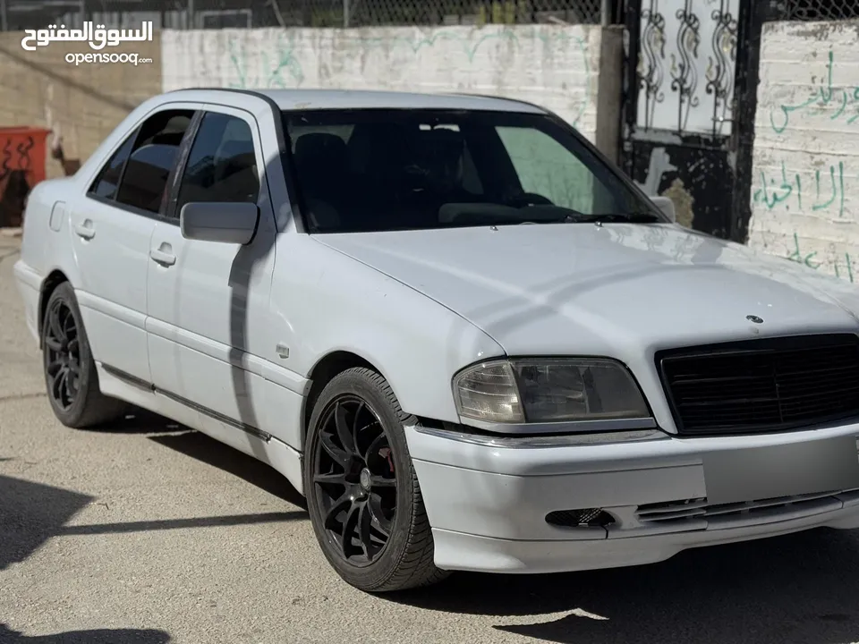 مرسيدس W202 / C220 بسعر مناسب