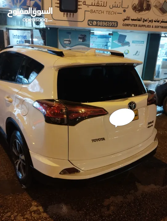 TOYOTA RAV4 2018 XLE Full Option