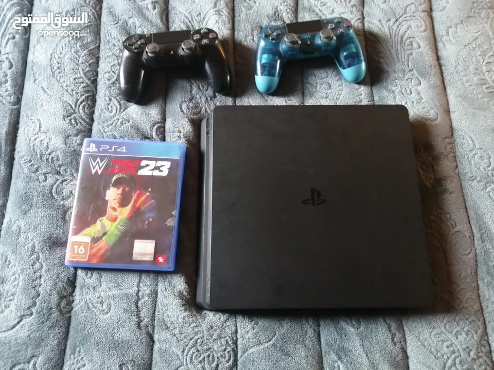 PS4 Slim version 872GB usable storage with 2 controllers and 1 game