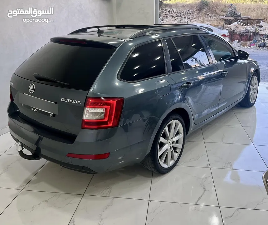 سعر حرررق سكودا اوكتاڤيا ماتور 2000 اتوماتيك ديزل بانوراما فحص نخب ترخيص وتامين شامل full+ إضافات