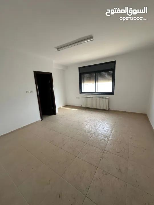 شقه للبيع بعين منجد