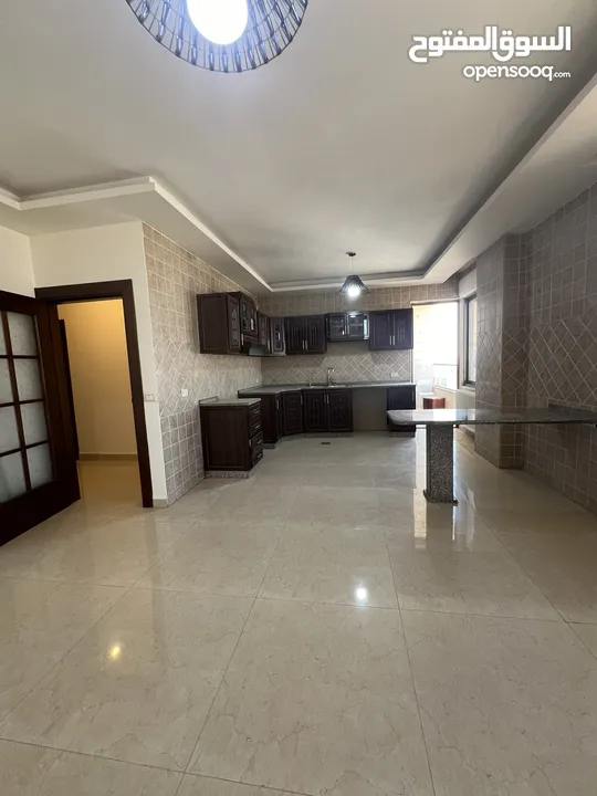 شقة فارغة للايجار اجمل مناطق خلدا 5500د