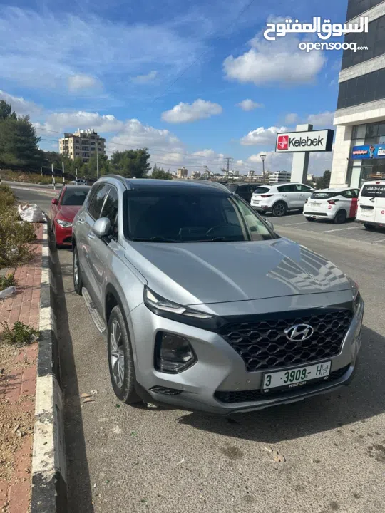 هيونداي سنتافي 2018- فل اضافات للبيع على الكاش فقط والاتصال خلال النهار فقط.