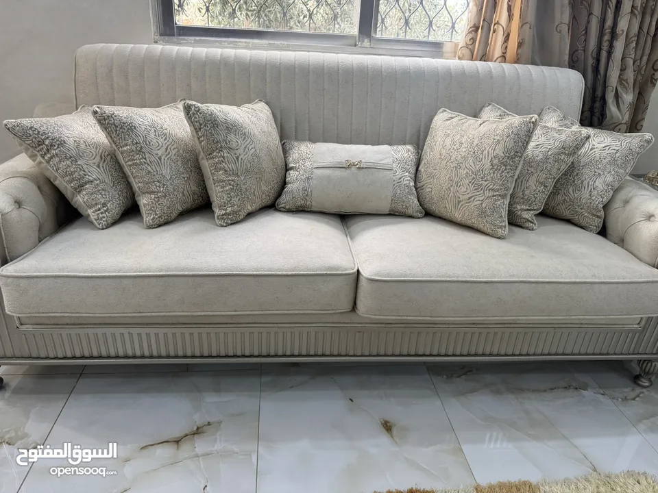 طقم كنب شبه جديد
