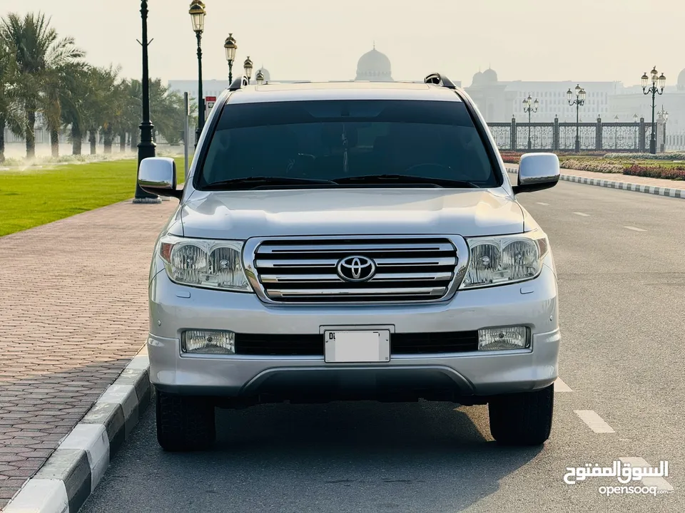 Toyota land cruiser 2010 model GCC