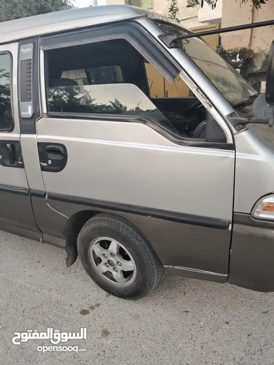 باص هونداي h100 ليمتد موديل 2002  للبيع  الفحص قصعات مرخص لغاية 12/3