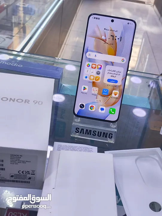 النضيف HONOR 90 جيجا 512 رام 24 معه شاحنها الاصلي متوفر توصيل