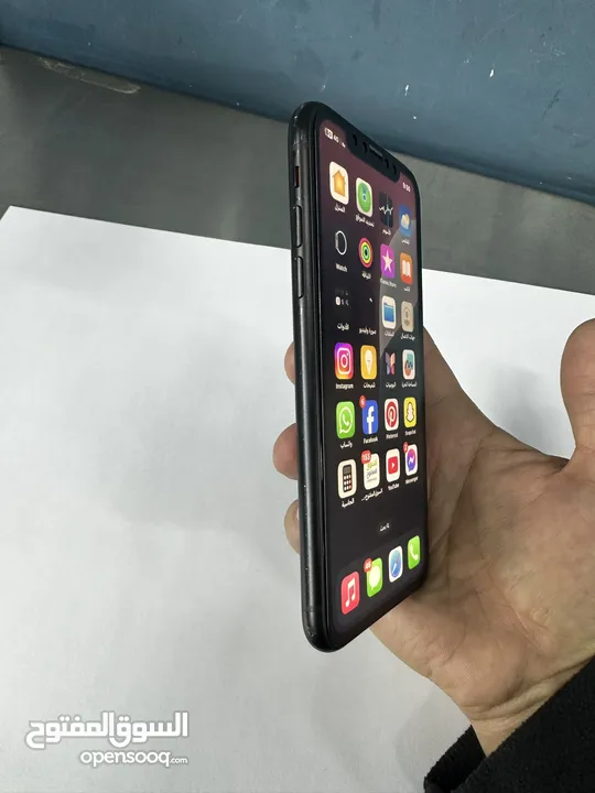 iphone xr 64gb