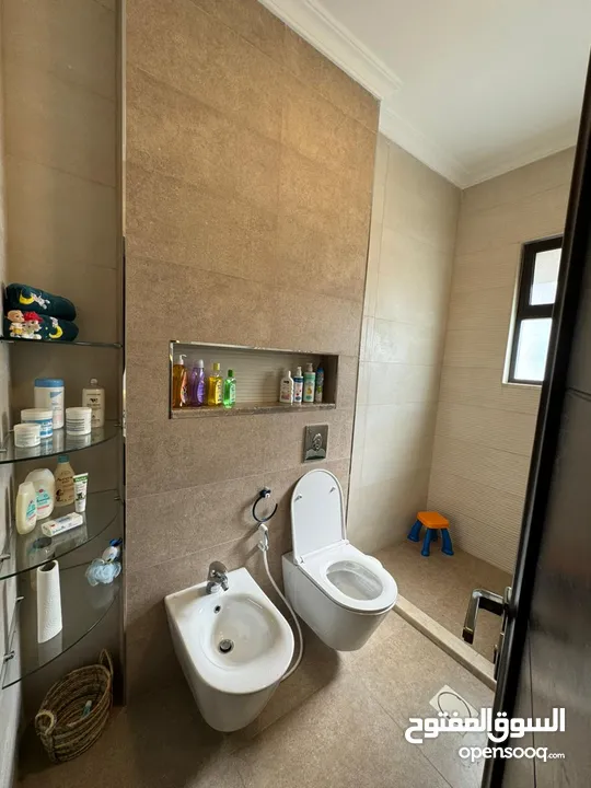 شقة 3 غرف نوم فخمة في دير غبار ( Property 37036 )-175011841