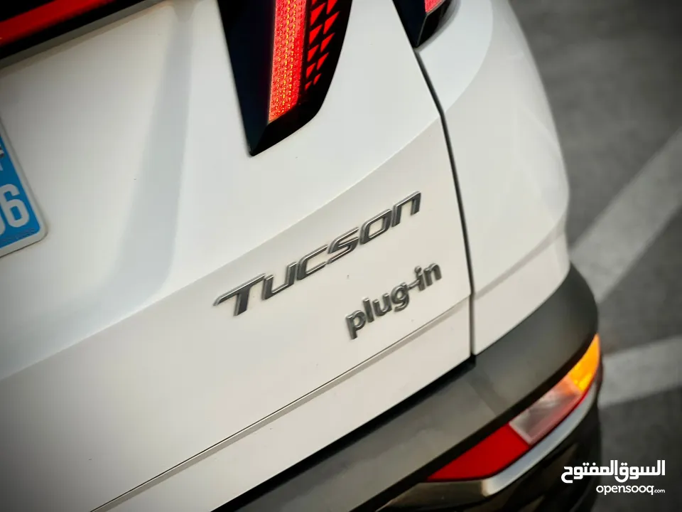 هونداي توسان/2022 Plug In فل الفل فتحة سقف بانوراما  4x4 ///271Hp   ( Haybrid) 1600cc