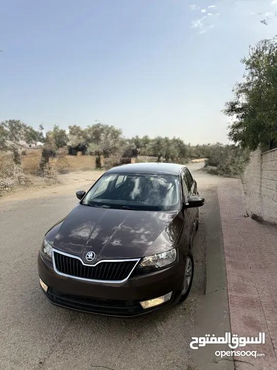 سكودا رابيد اصل برايفت ماتور 1400 بنزين جير اتومات اقتصاديه جدا وسعرر مرتب ع الكاش