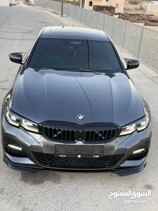 BMW 330e 2020 للبيع