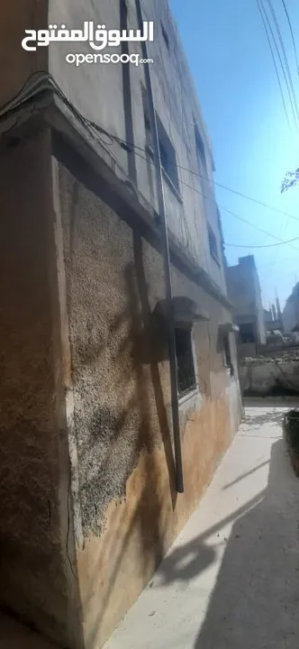 عمارة ثلاث طوابق دوار المدينة الرياضية