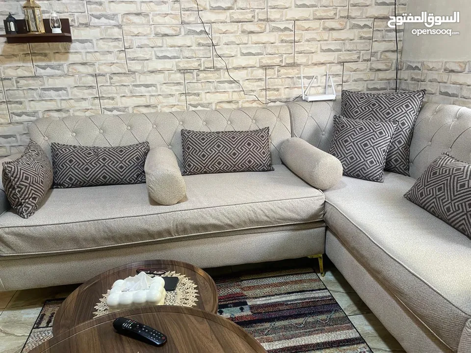 طقم كنب بحاله ممتازه للبيع