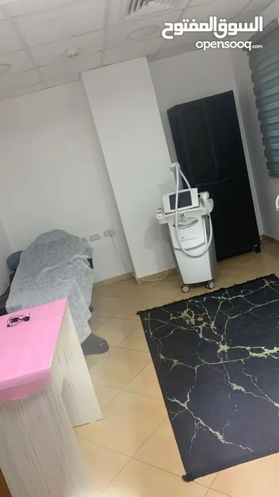 مركز تجميل فخم للبيع في أجمل مواقع رام الله
