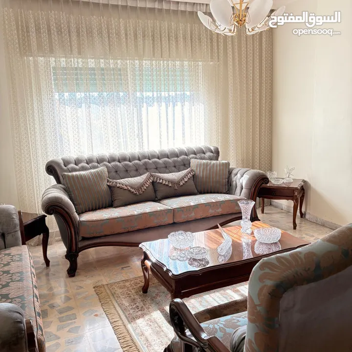 عقار للبيع