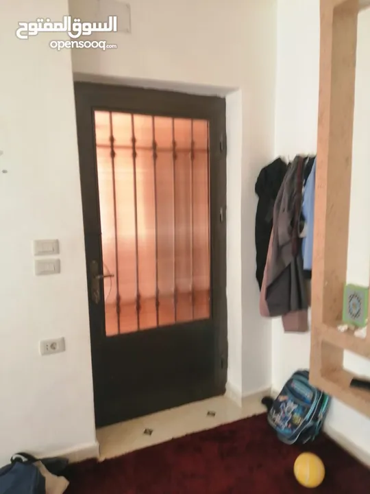 بيت لبيع ب المفرق