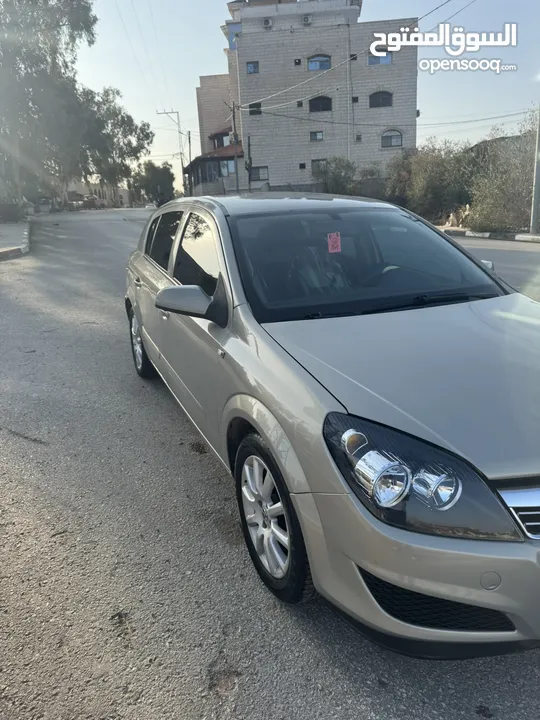 اوبل استرا موديل 2006