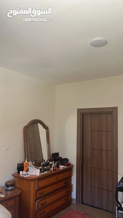 شقتين لطابق اخير للبيع / الايجار