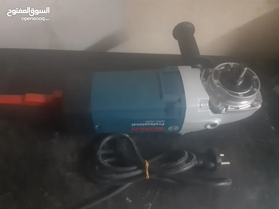 صاروخ بوش اصلي جديد غير مستعمل 9 انش  حبل كتان جديد 40 متر و مفتاح انجليزي 18 انش جديد للبيع