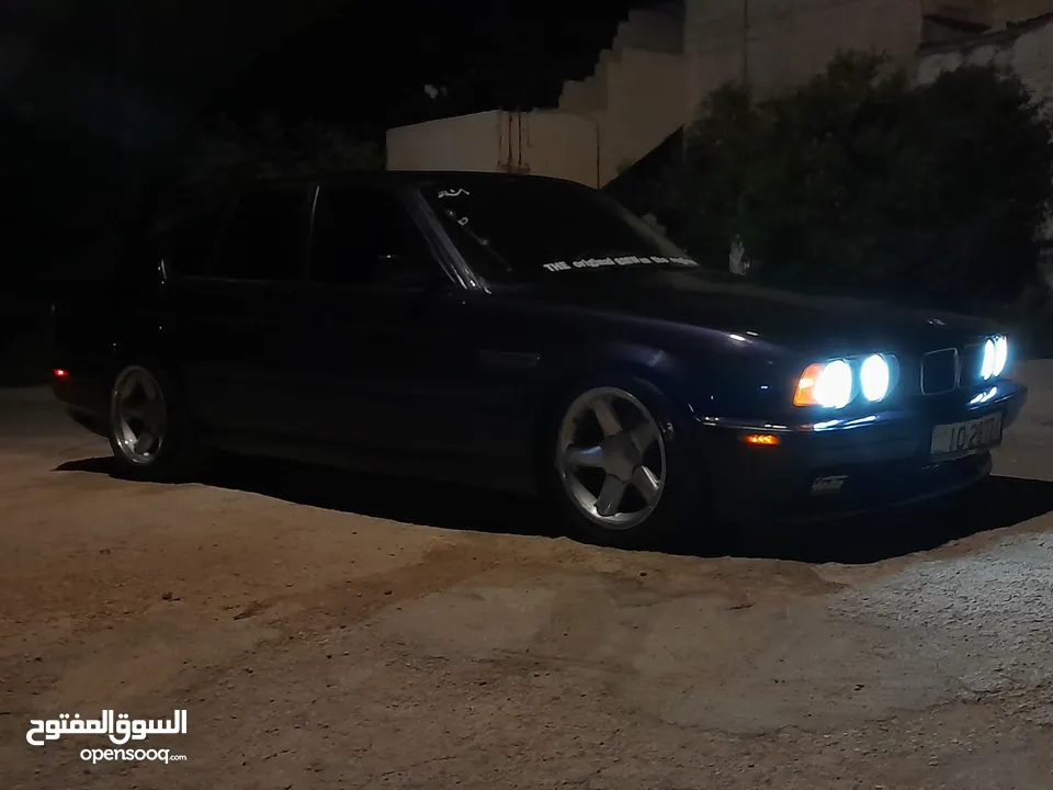 بي ام دبليو - BMW E34 520