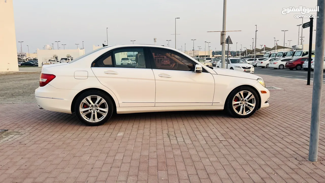 MERCEDES C300 2013 FULL OPTION