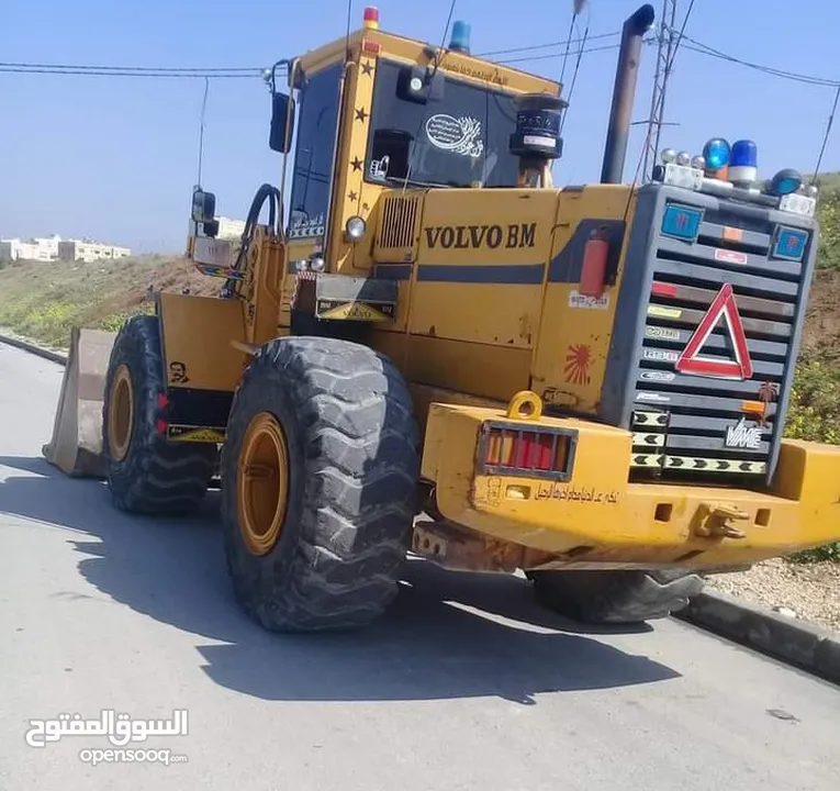 جرافه للأجار جرافه اكبيره صغيره قلابات مداحل فحص انشائي جرافه مرخصه
