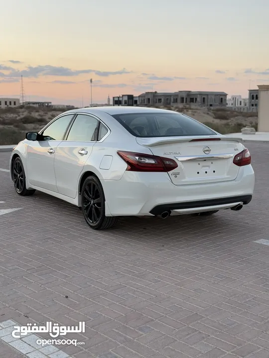 نيسان التيما للبيع وارد أوراق جمارك Nissan Altima for sale 2017 SR VCC not  registration in uae