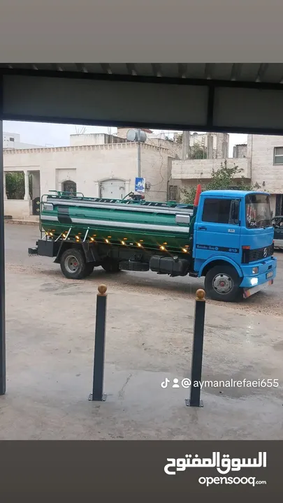 تنك ماء صالح للشرب