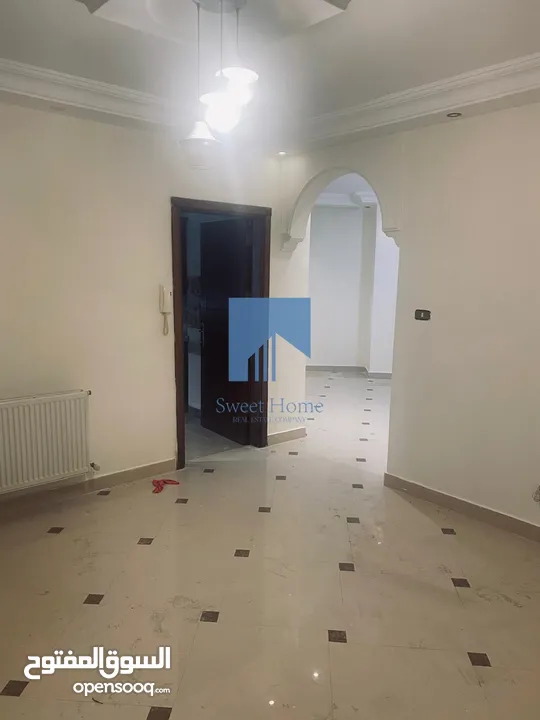 شقة مميزة للبيع في أم السماق الجنوبي - قرب جمعية خليل الرحمن 160م مع ترسات 90م