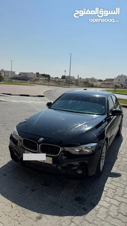 BMW اسود 2016