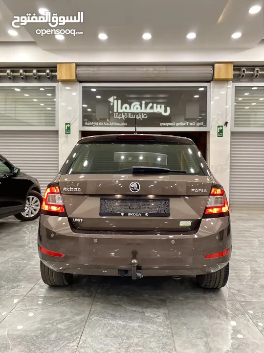 سكودا فابيا اوتوماتيك .. ترخيص 2019 .. لون بني مميز