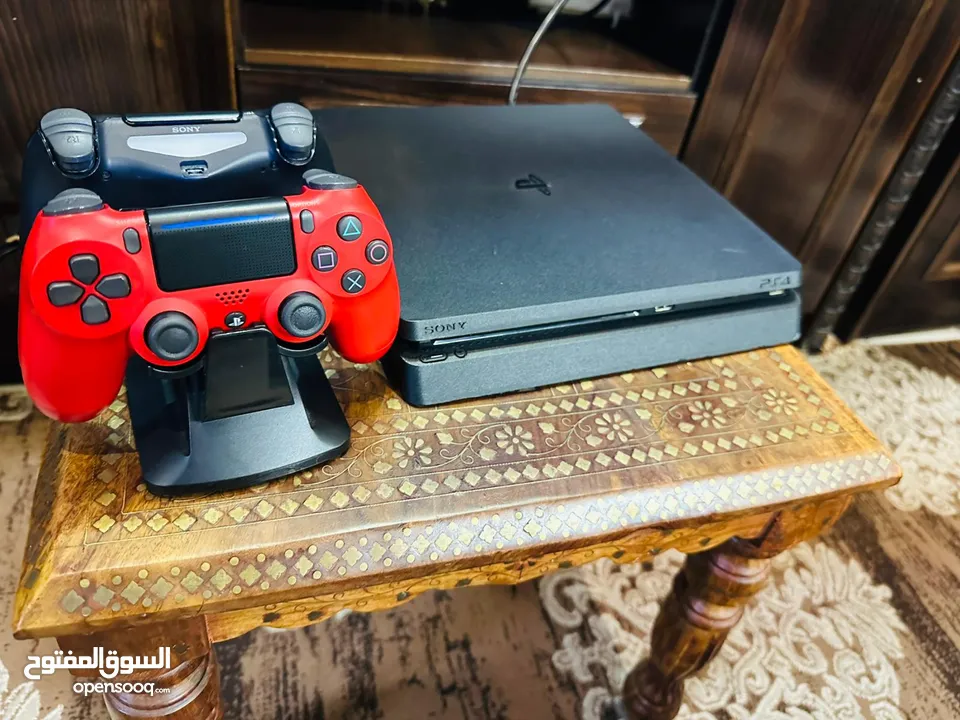 Playstation 4 Slim  بلاستينش 4 سلم