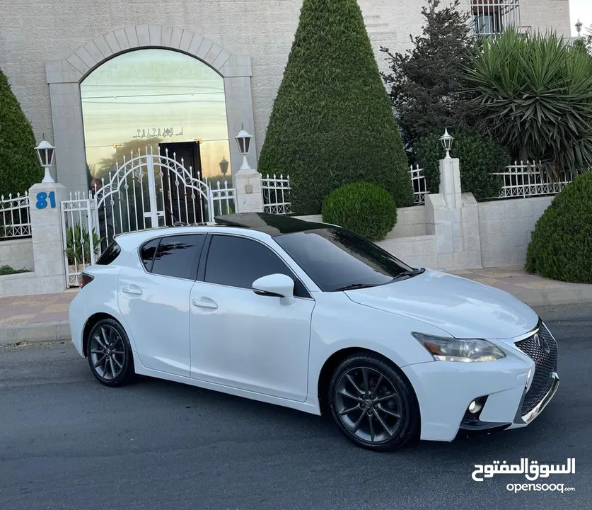 Lexus ct للبيع