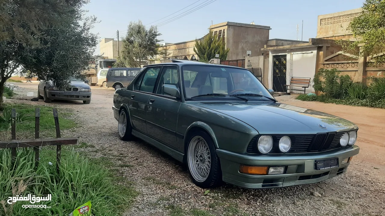 BMW e28 535i