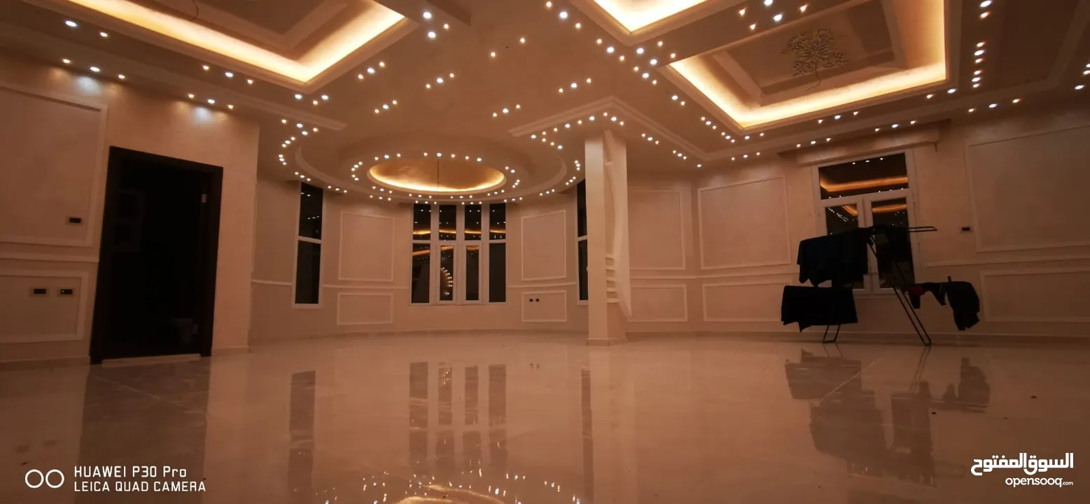 فيلا جديدة لم تسكن بسعر مميزا