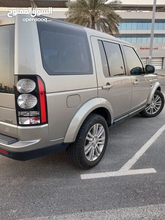 AED 1,638/Month  Land Rover LR4 HSE sc V6