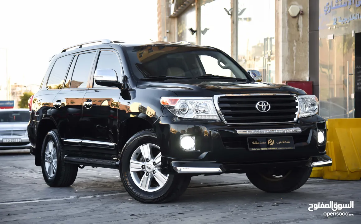 تويوتا لاند كروزر GXR V6 2015 Toyota Land Cruiser بحالة الوكالة