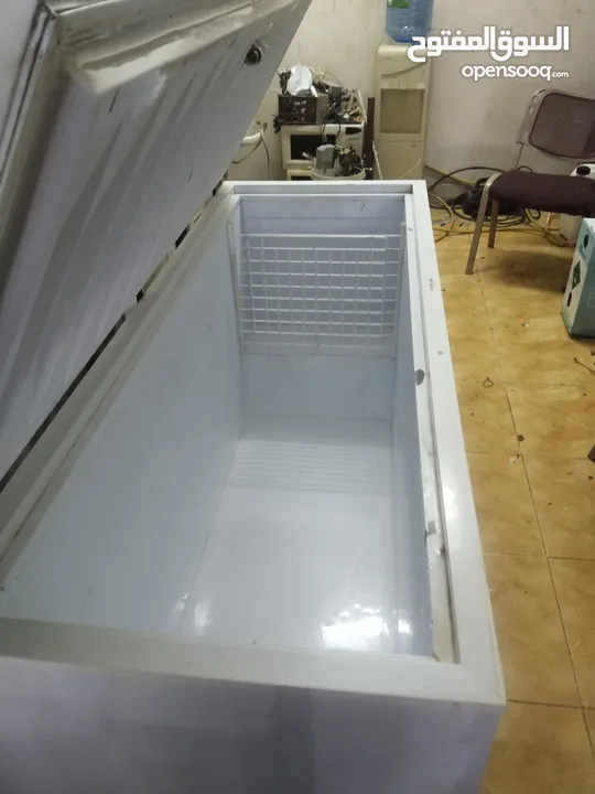 chest  freezer650 litrefor ice good working conditions