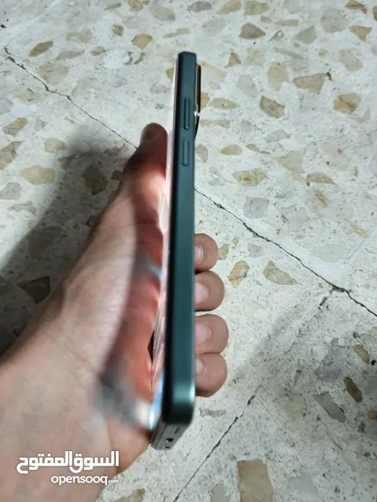 تلفونhonor x7c 256GB)(8+8ram)  لون اخضر استعمال شهر  بسعر 80 دينار  التلفون جبار وقوي وبدعم 45 فريم