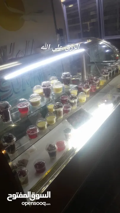 ثلاجه عرض خضار وفواكه وحلويات