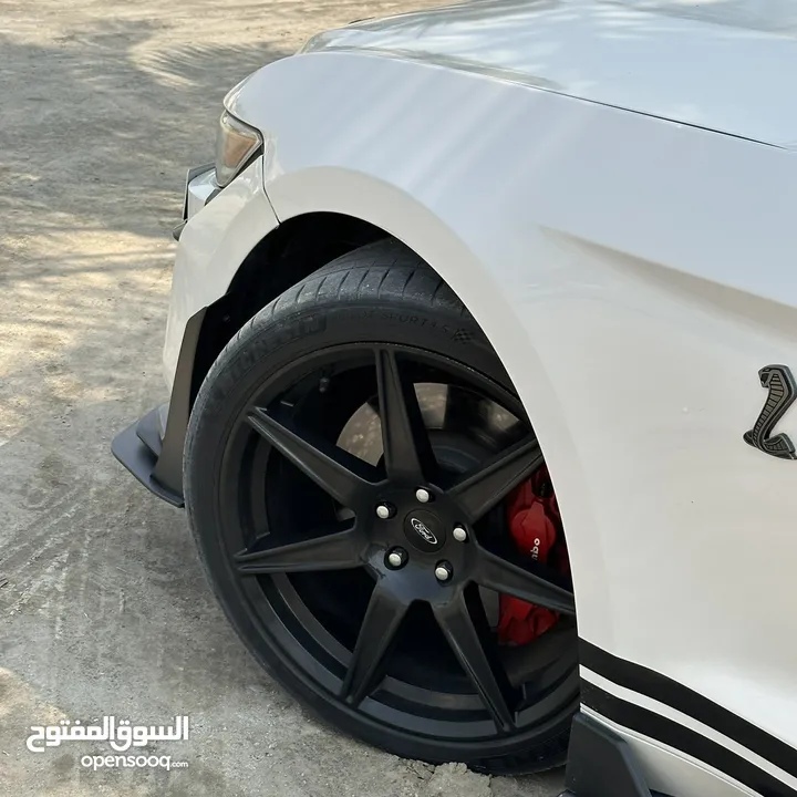 2017 Ford Mustang GT Automatic 5.0L V8 / GCC 158,000km Full services in Al Tayer motors