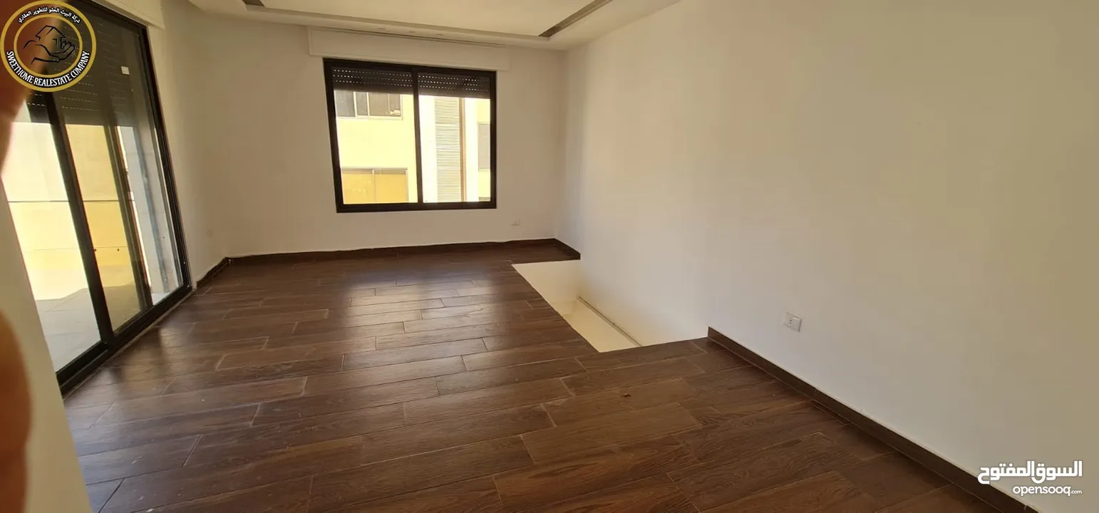 شقة فاخرة للبيع بأجمل أحياء الصويفية طابق ثالث مع روف دوبلكس 153م تشطيب سوبر ديلوكس لم تسكن