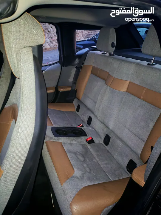 BMW i3 2014 فحص كامل تقطع بالشحنه الواحده 120 كم ممشى قليل 77الف كم